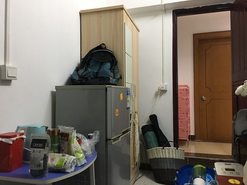 急转南油A区单房，独立厨卫，冰箱维修后焕然一新